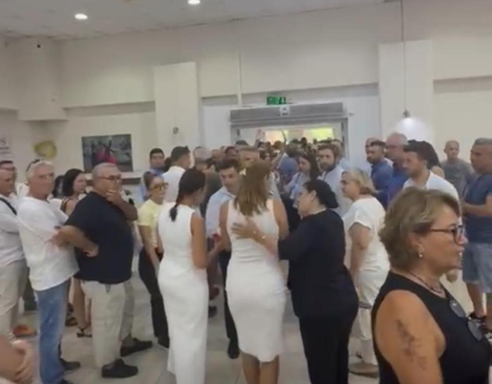 Chp Üyeleri Sandık Başında Gerilim Yaşadı (2)