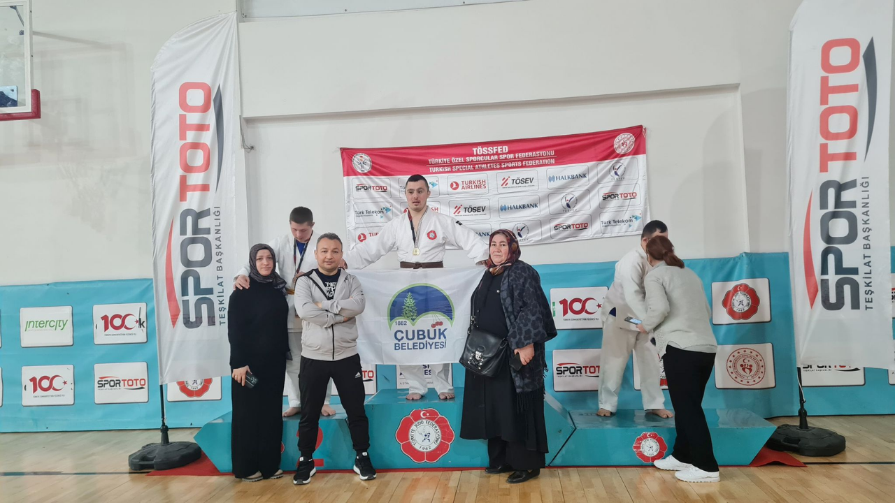 Engelleri Aştılar, Tarih Yazdılar! Eğitmeni Milli Judocu Ahmet Ünal’ın Hikâyesini Anlattı (2)