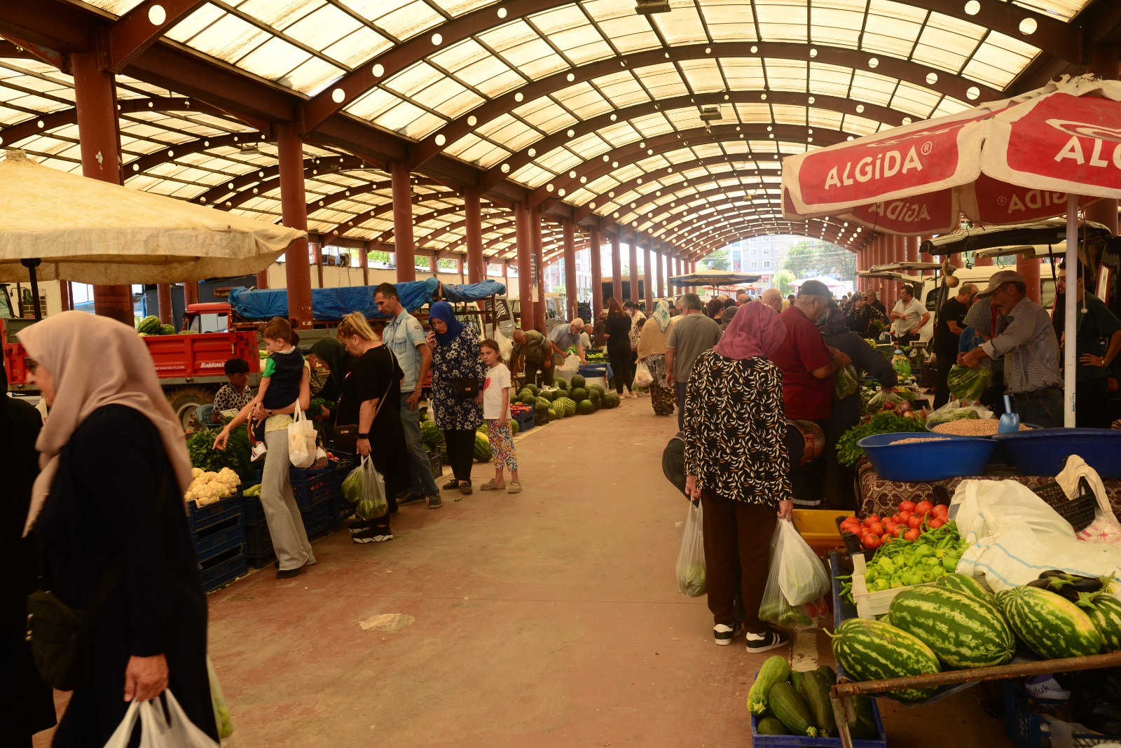 Kahramankazan’da Köylü Pazarı Vatandaşları Ağırlıyor (2)