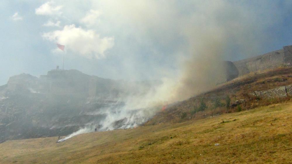 Kars Kalesi Yangın 1