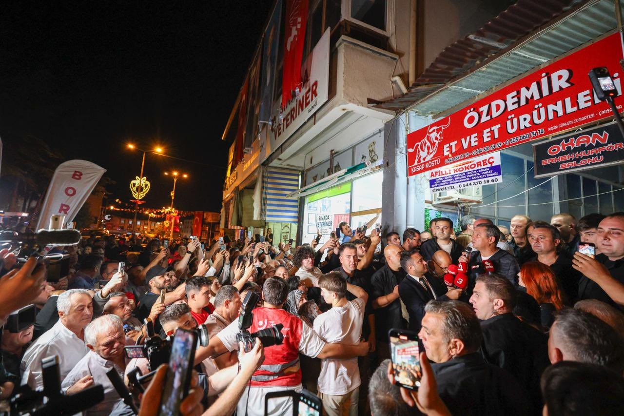 Özgür Özel Zafer Yolu