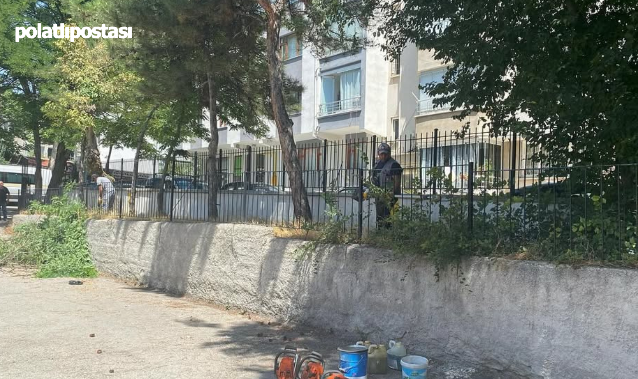 Polatlı 13 Eylül Ortaokulu'nda Öğrencileri Okulun Ilk Gününde Bir Sürpriz Bekliyor! (1)
