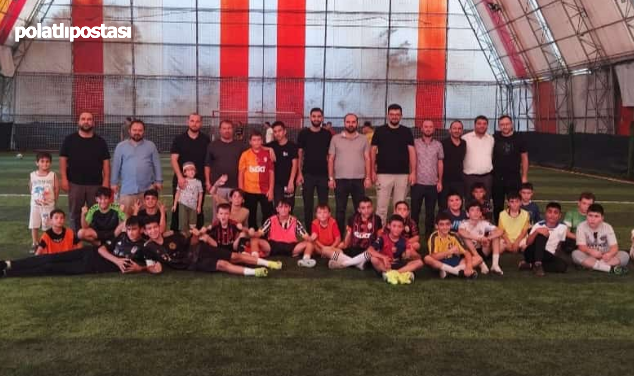 Polatlı Müftülüğü'nden Anlamlı Futbol Turnuvası Yeşil Sahada Buluştular (1)