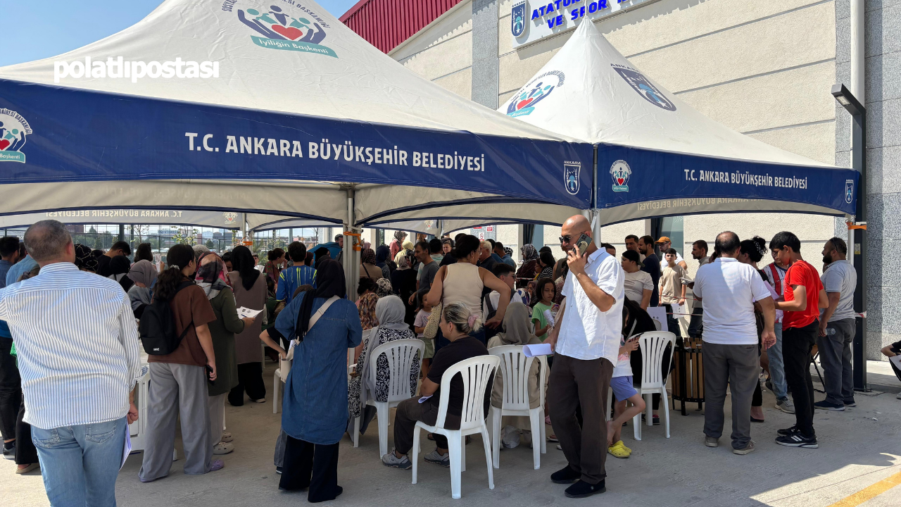 Sincan’da Yüzme Kursu Kuyruğu Kontenjanlar Ilk Günden Doldu! (2)