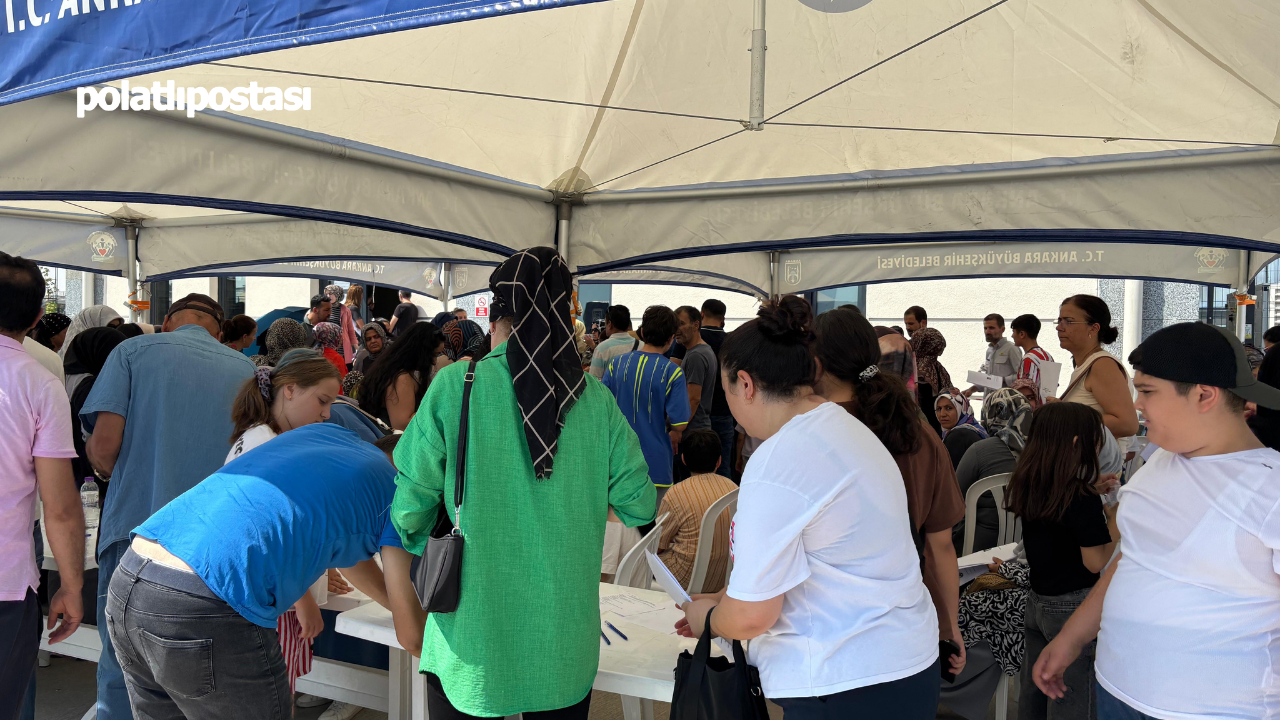 Sincan’da Yüzme Kursu Kuyruğu Kontenjanlar Ilk Günden Doldu! (3)
