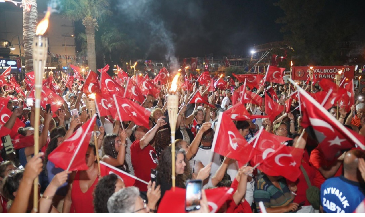 Zaferin 103. Yılı Ayvalık’ta Bayram Havasında Kutlandı1