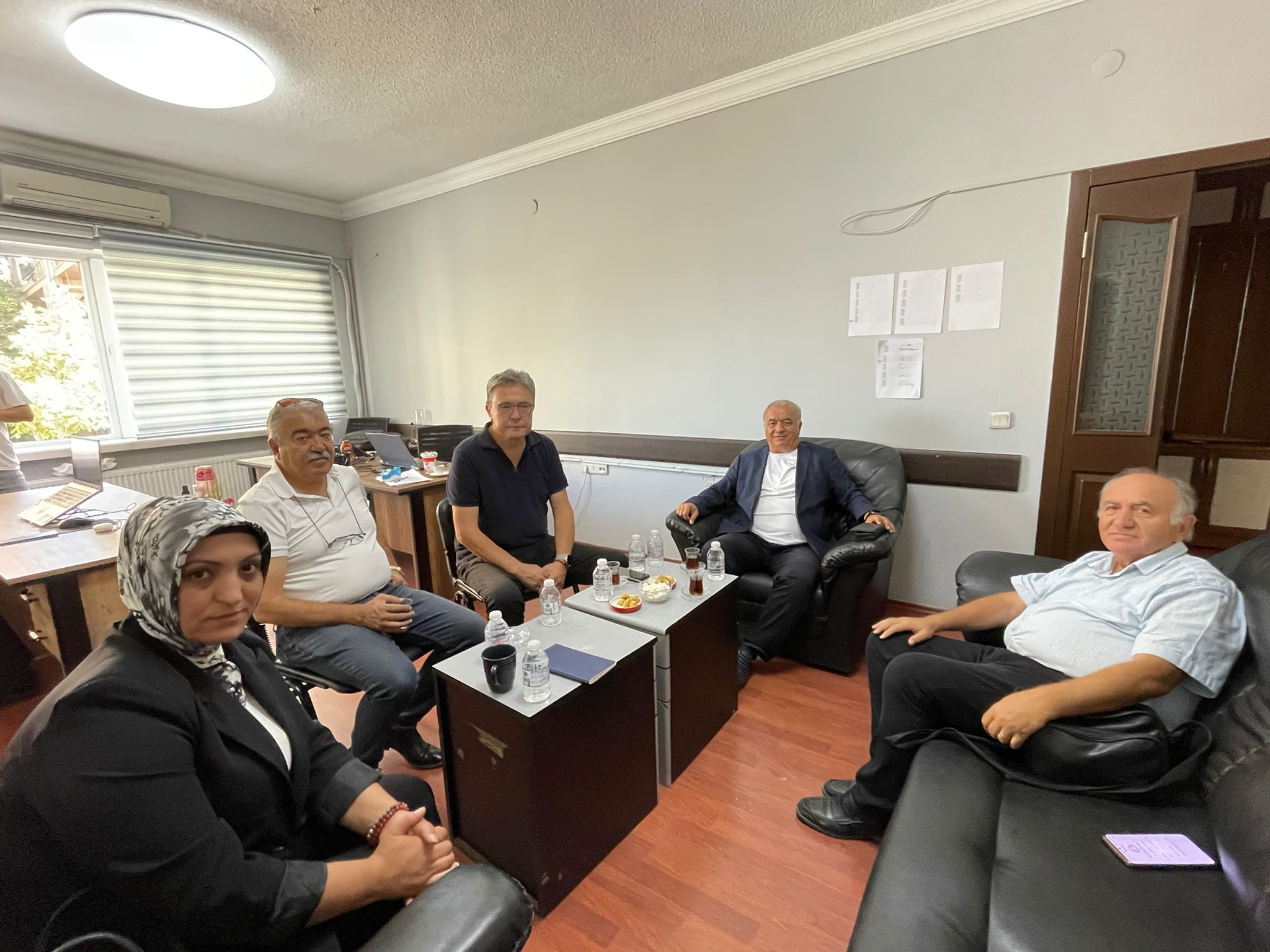 Akki̇der Ve Esdap
