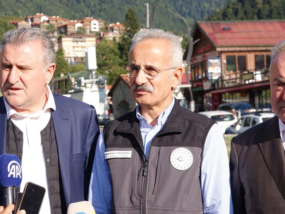 Ayder’e Yol Açıldı Bakanlar Sahada Inceleme Yaptı (2)