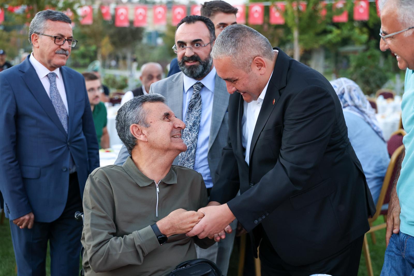 Keçiören’de 19 Eylül Gaziler Günü Törenle Kutlandı (1)