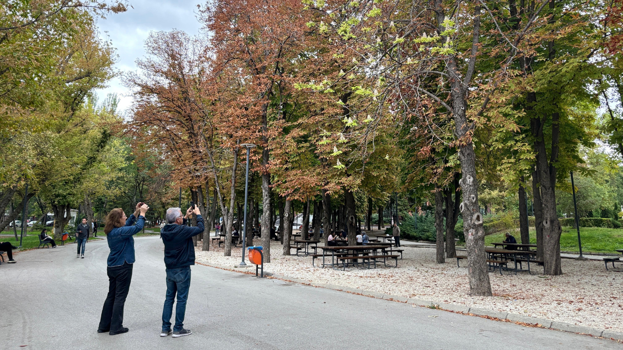 Kurtuluş Parkı, Sonbaharın Rengine Büründü (3)