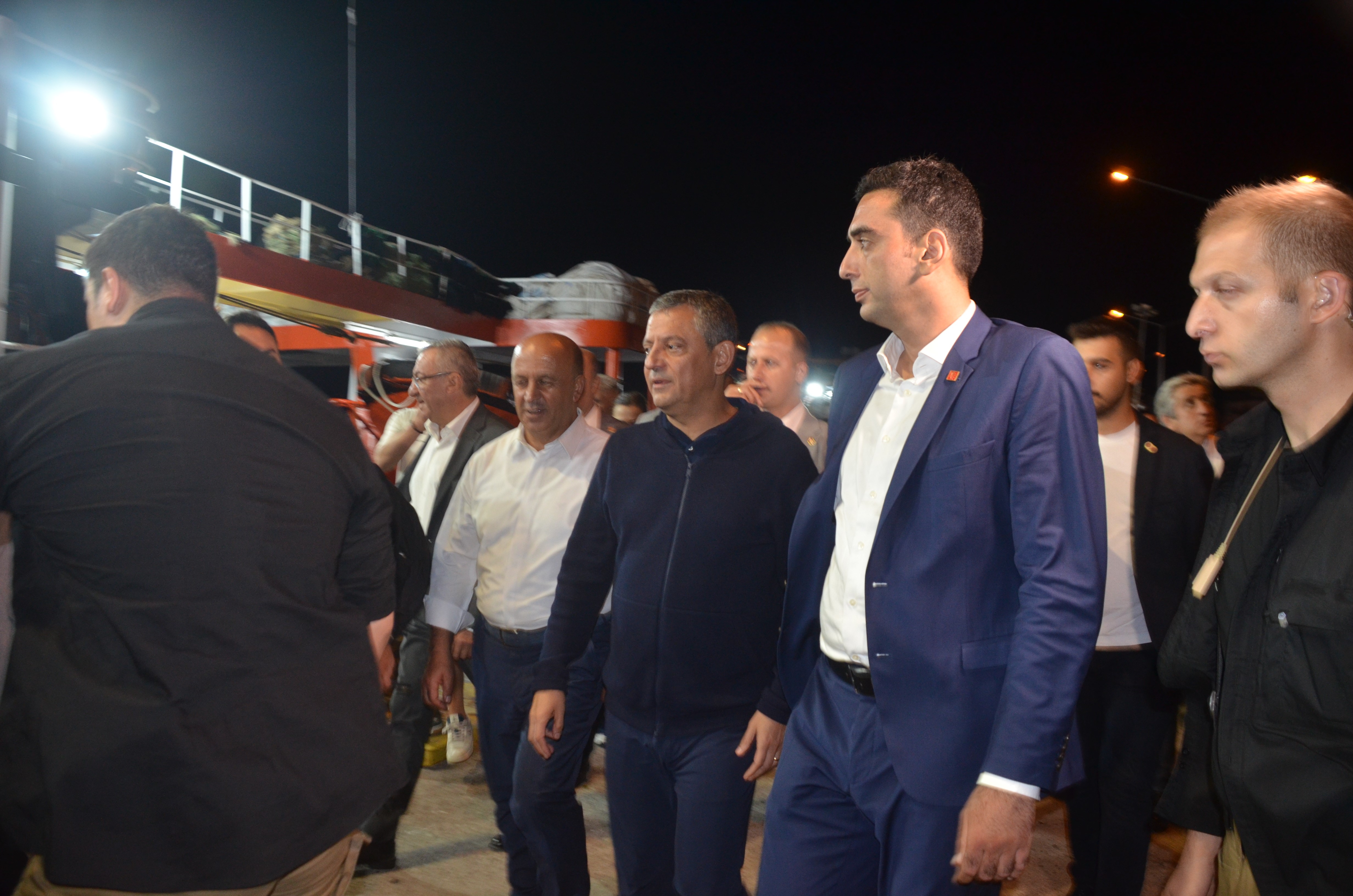 Özgür Özel, Balık Av Sezonu Açılışına Katıldı (2)