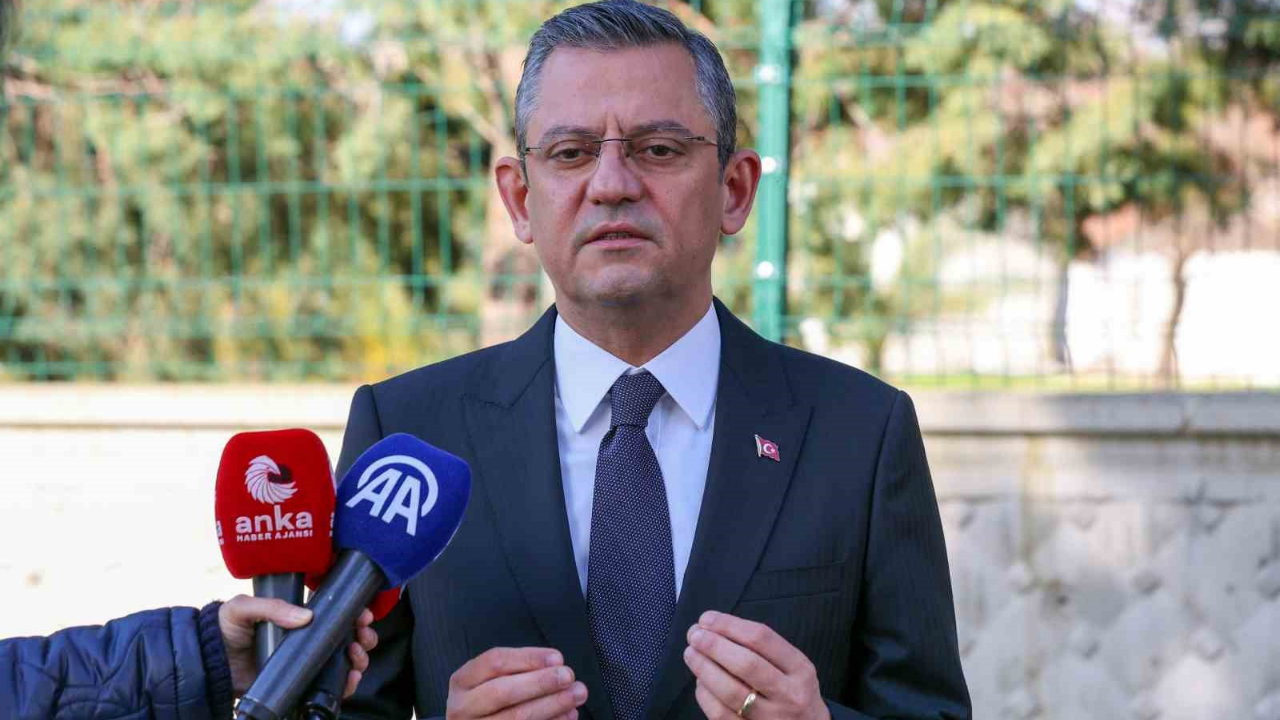 Özgür Özel'den Gürsel Tekin'in Randevu Talebine Şok Yanıt! (2)