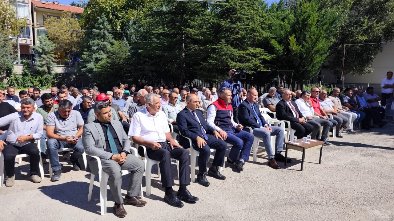 Polatlı’da Çiftçiye Yüzde 75 Hibeli Kanola Tohumu Desteği (2)