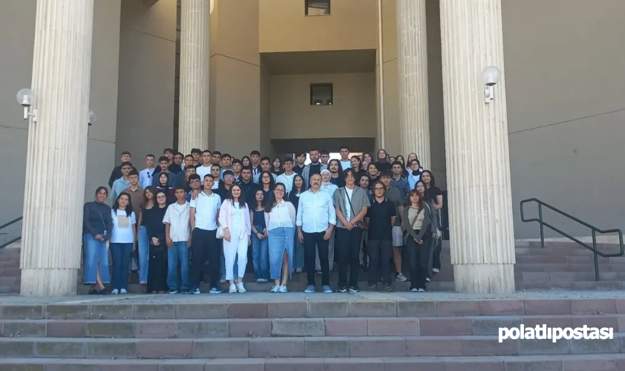 Polatlı'nın Geleceği Üniversite Yolunda! Tobb Fen Lisesi Öğrencileri, O Iki Dev Kampüsü Gezdi (1)