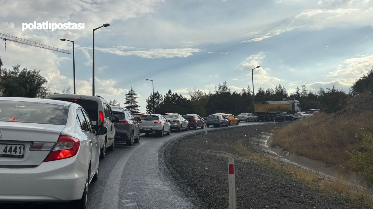 Pursaklar'da Ulaşım Durdu! Sürücüler Kontak Kapattı