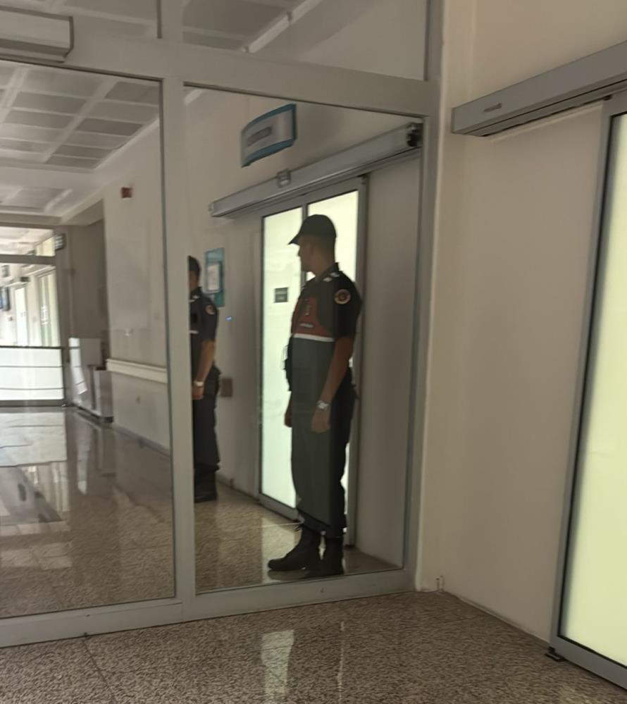 Tutuklu, Belediye Başkanı Muhittin Böcek Hastaneye Sevk Edildi (2)