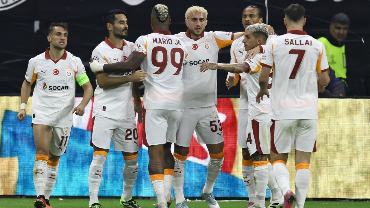 Uefa Şampiyonlar Ligi Eintracht Frankfurt 3 Galatasaray (1)
