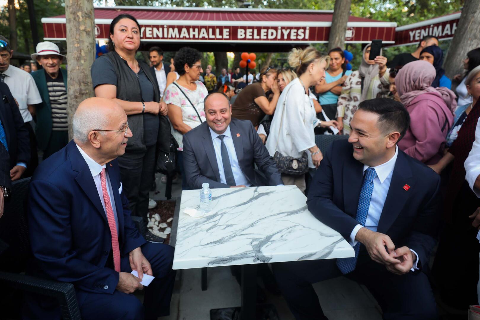 Yeni Halk Kafe Açılış 1