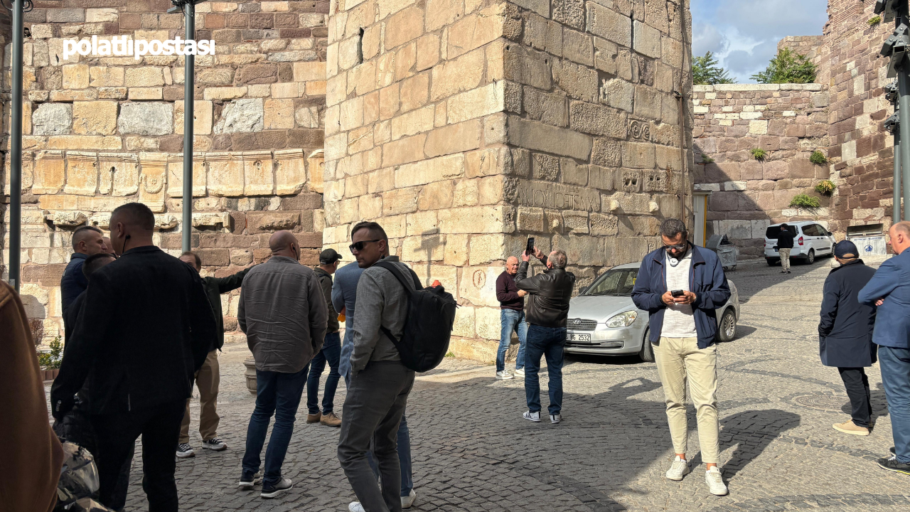 Ankara Kalesi’ne Sonbaharda Da Yabancı Turist Akını (2)