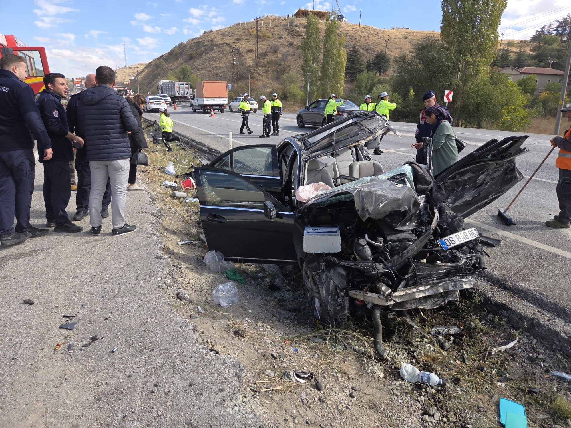 Ankara’da Feci Kaza Tır Karşı Şeride Geçti! (2)