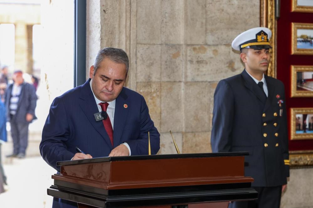 Ankara’nın Başkent Oluşunun 102. Yılında Keçiörenliler Anıtkabir’de (2)
