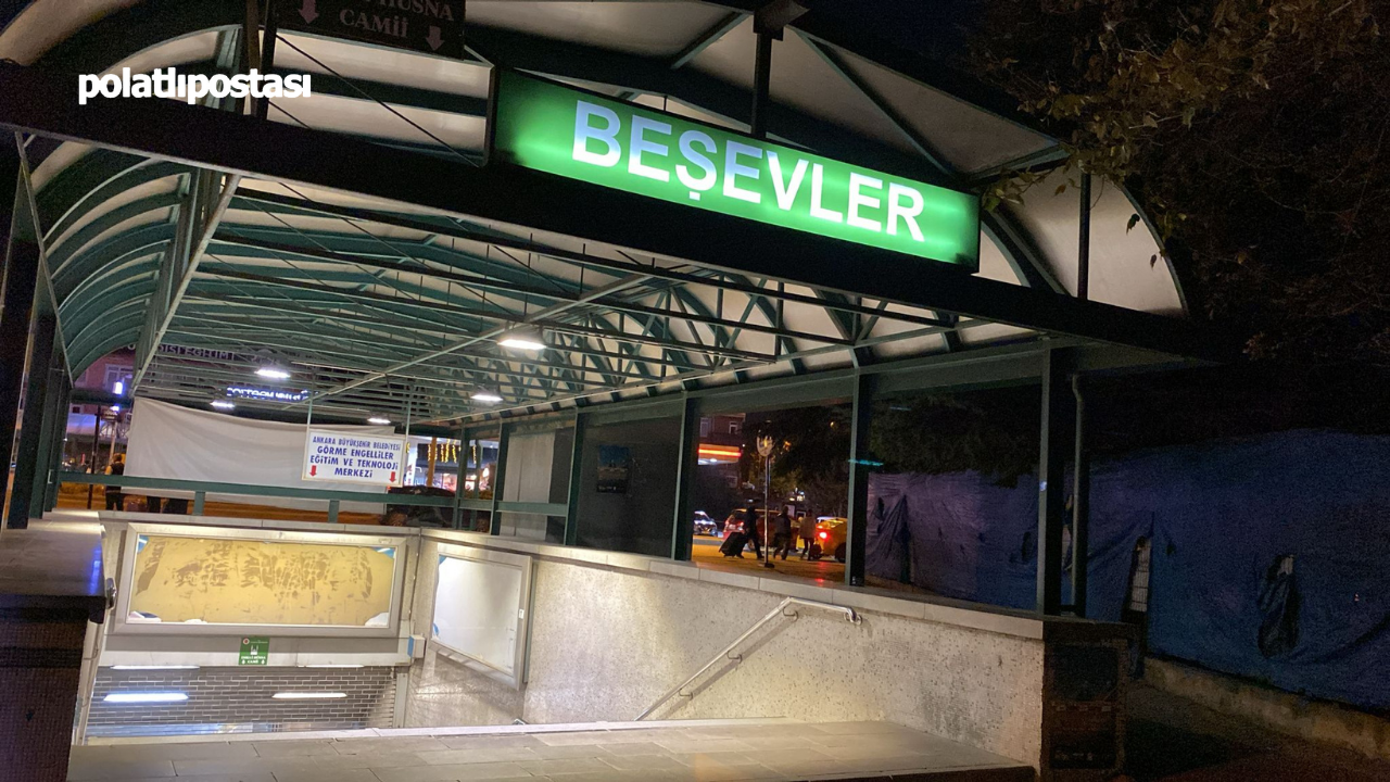 Ankaray’da Seferler Durduruldu Vatandaşlar Ellerinde Bavullarla Istasyonu Terk Etti (1)