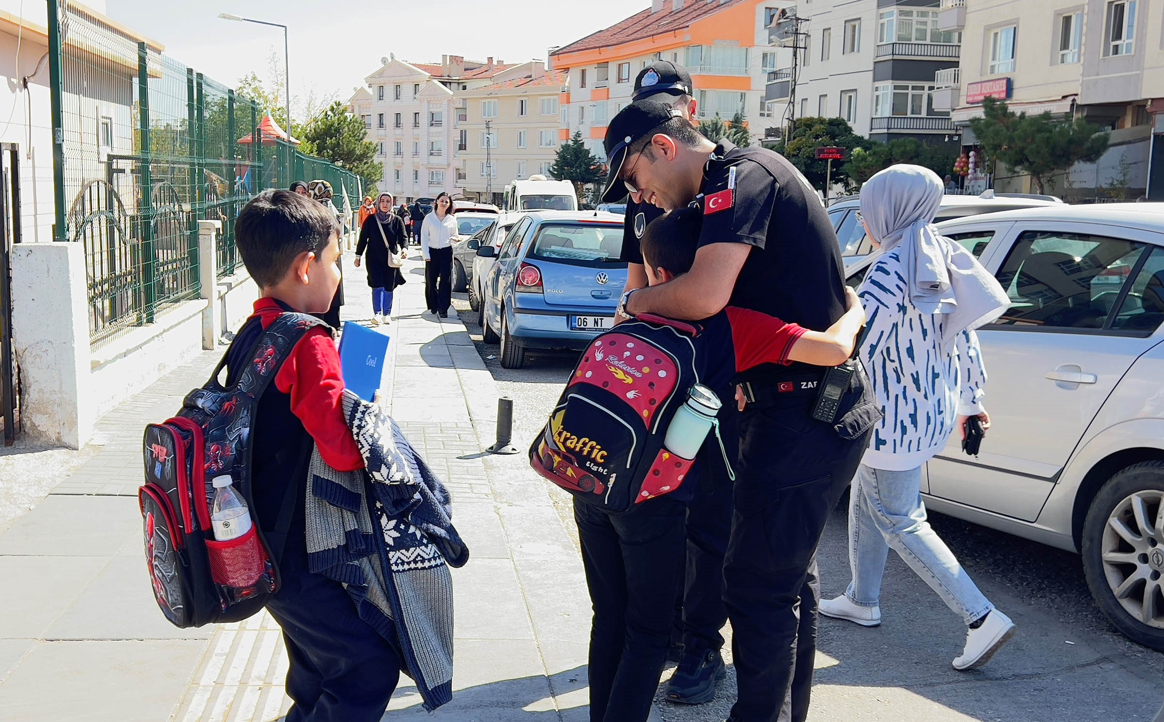 Keçiören Zabıtası Öğrencilerin Güvenliği Için Sahada (3)