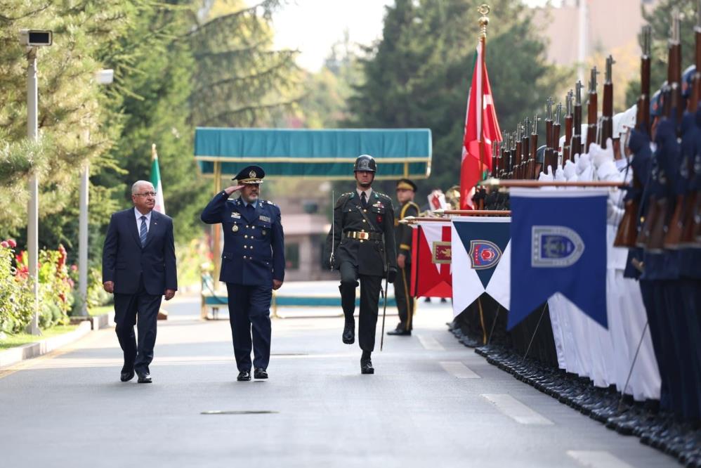 Milli Savunma Bakanı Güler, İranlı Bakan Nasirzade’yi Ankara’da Karşıladı (2)