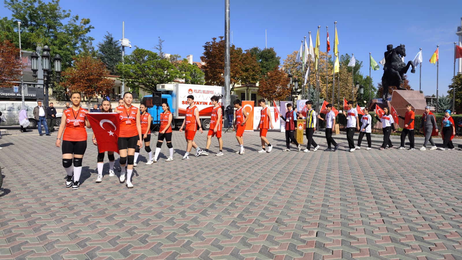 Polatlı’da “Türk Sporunun Kahramanları Spor Festivali” Coşkuyla Gerçekleşti! (4)