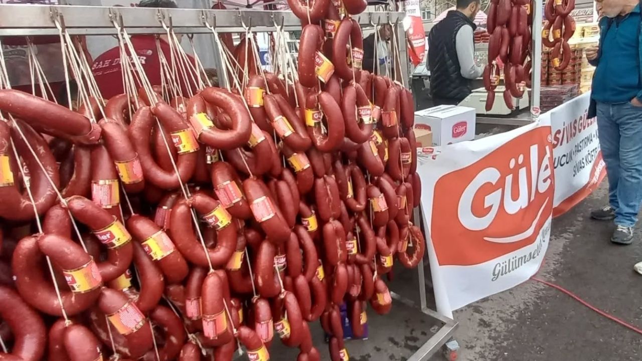 Sivas Günleri̇ Sucuak
