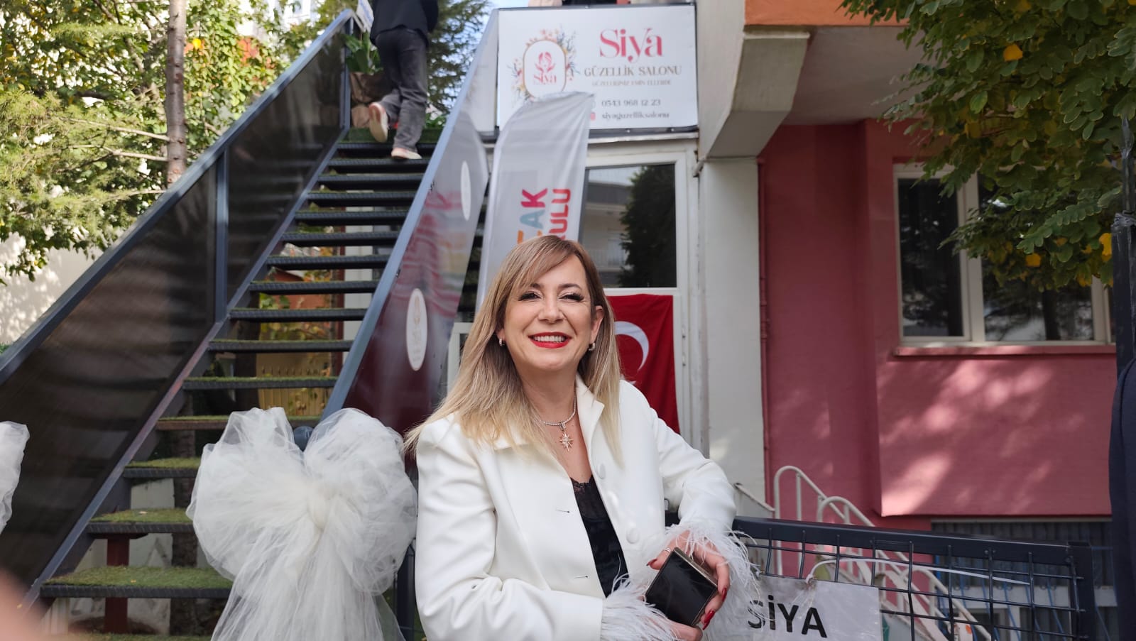 Si̇ya Uzman